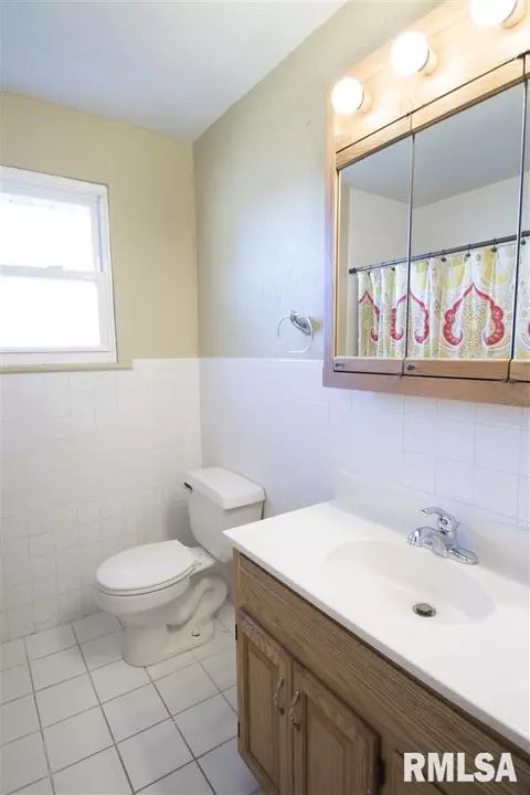 302 Devonshire, Washington, IL 61571 photo 15