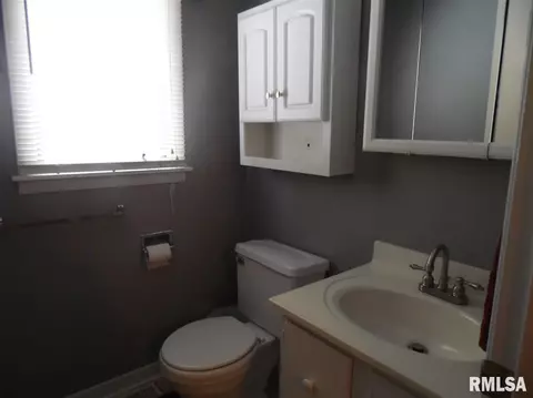 1590 2 Riverview Dr, Macomb, IL 61455 photo 11
