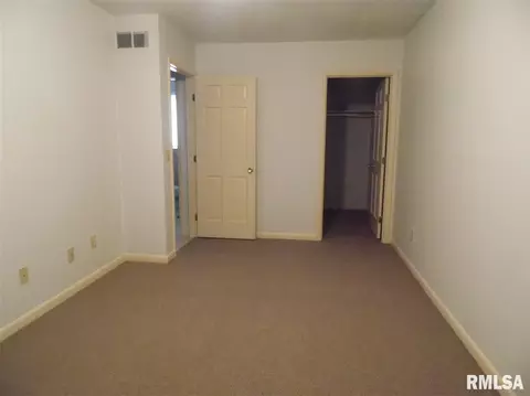 1590 2 Riverview Dr, Macomb, IL 61455 photo 13