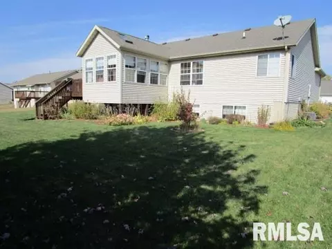 203 Bittersweet Ave, Germantown Hills, IL 61548 photo 22