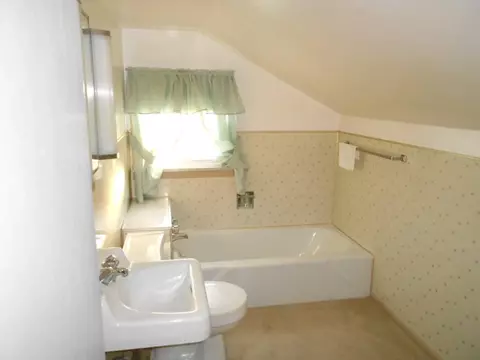 101 Pleasant St, Benson, IL 61516 photo 28