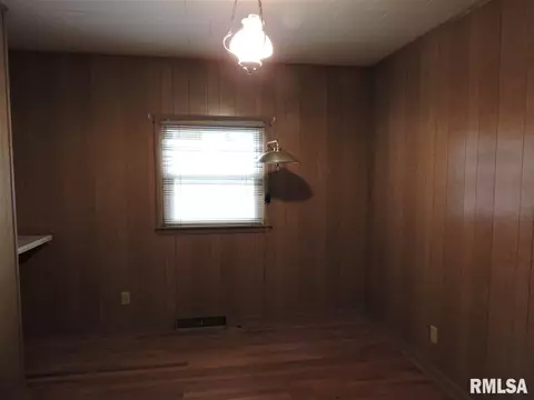 838 W Chase, Macomb, IL 61455 photo 13