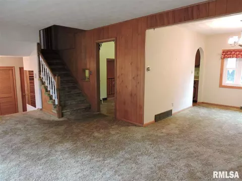838 W Chase, Macomb, IL 61455 photo 3