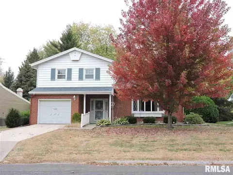 838 W Chase, Macomb, IL 61455 photo 2