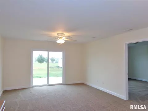 1309 Willow Glen Dr, Metamora, IL 61548 photo 14