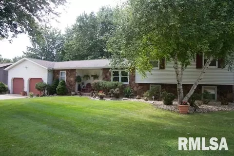 1900 Marshall, Eureka, IL 61530 photo 1