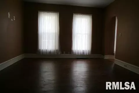 120 W Exchange, Danvers, IL 61732 photo 7