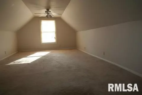 120 W Exchange, Danvers, IL 61732 photo 11