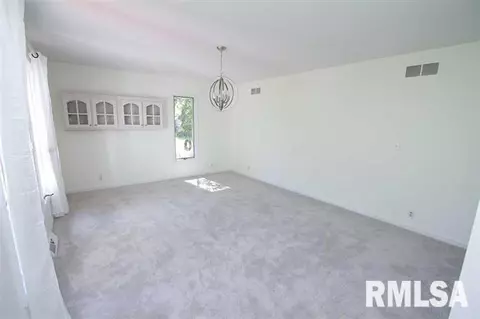 9980 E 1200 St, Macomb, IL 61455 photo 7