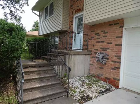 806 Meadow Dr, Macomb, IL 61455 photo 4