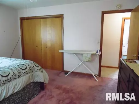 806 Meadow Dr, Macomb, IL 61455 photo 15