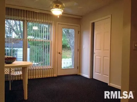 140 Richmond, Macomb, IL 61455 photo 9