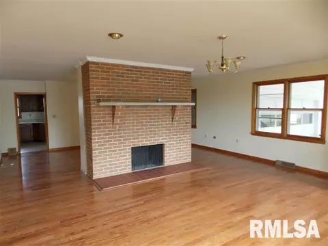 172 Harmony Ln, Macomb, IL 61455 photo 7