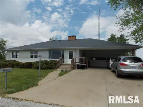 172 Harmony Ln, Macomb, IL 61455 photo 2