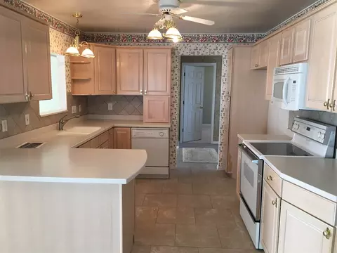 1919 Riverview Dr, Macomb, IL 61455 photo 7