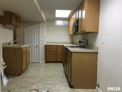1919 Riverview Dr, Macomb, IL 61455 photo 28