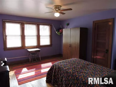 803 E Carroll St, Macomb, IL 61455 photo 20