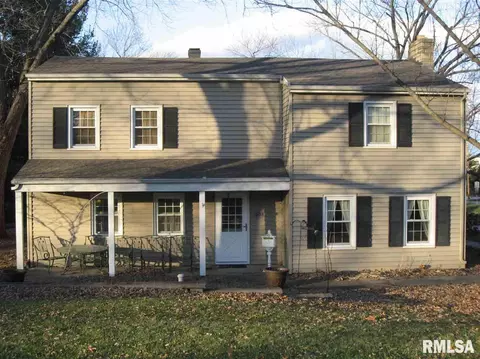 1408 Westview Dr, Macomb, IL 61455 photo 1