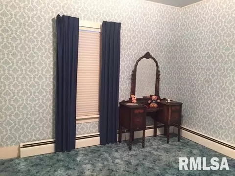 208 W Crow, Eureka, IL 61530 photo 10