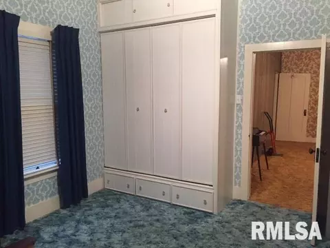 208 W Crow, Eureka, IL 61530 photo 9