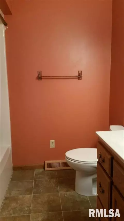 18200 N 1300th Rd, Macomb, IL 61455 photo 13