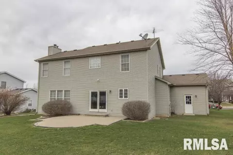 2330 W Murphy Dr, Dunlap, IL 61525 photo 3