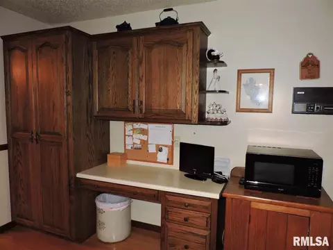 535 Justa Rd, Metamora, IL 61548 photo 5