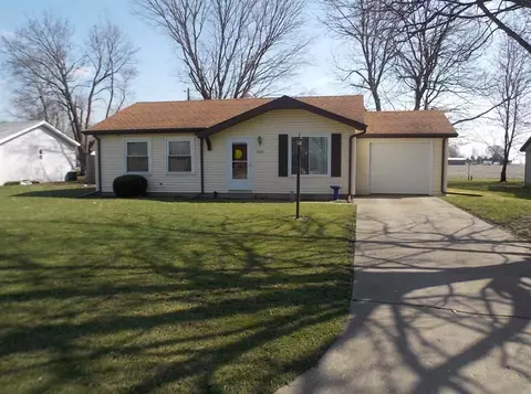 1005 S Main St, Canton, IL 61520 photo 2