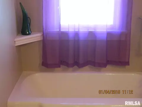 805 Eldridge St, Washington, IL 61571 photo 14