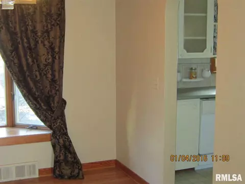 805 Eldridge St, Washington, IL 61571 photo 5