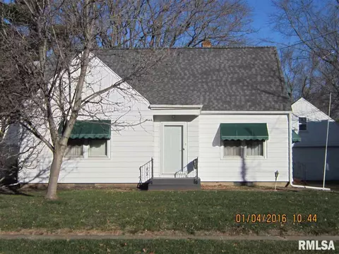 805 Eldridge St, Washington, IL 61571 photo 1