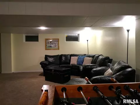 1324 Campusview Dr, Macomb, IL 61455 photo 21
