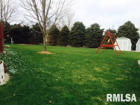 2205 Elisa Ct, Eureka, IL 61530 photo 12