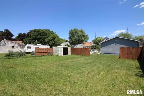 634 S 2nd Ave, Canton, IL 61520 photo 25