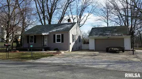 210 Timberlan Rd, Germantown Hills, IL 61548 photo 1
