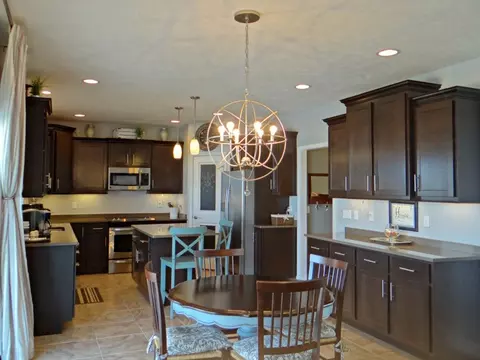 3807 W Thistle Ln, Dunlap, IL 61525 photo 9