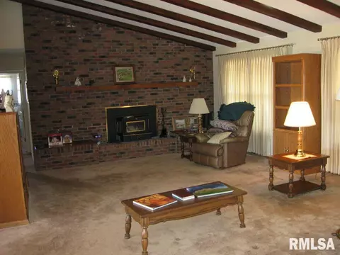 10490 E 1200th St, Macomb, IL 61455 photo 3