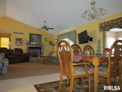 6805 S Saddlebrook Dr, Mapleton, IL 61547 photo 10