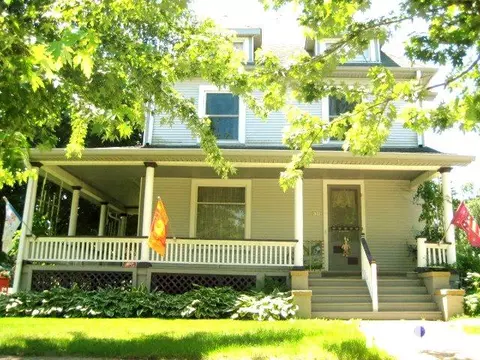 131 Silver St, Bradford, IL 61421 photo 2