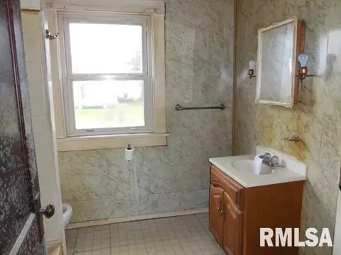 203 S 4th St, Secor, IL 61771 photo 9