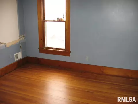 9701 N 2400 Rd, Sciota, IL 61475 photo 8
