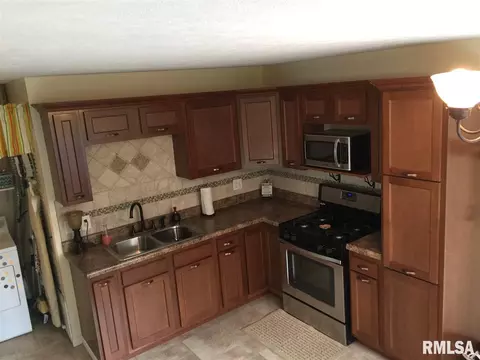 312 Court, Washington, IL 61571 photo 10