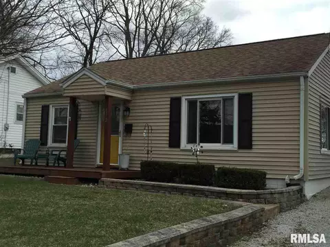 312 Court, Washington, IL 61571 photo 3