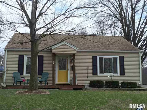 312 Court, Washington, IL 61571 photo 2