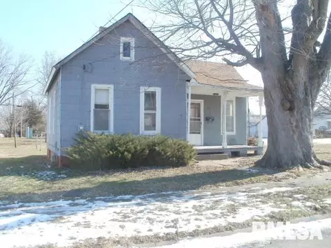 447 N 9th, Canton, IL 61520 photo 6
