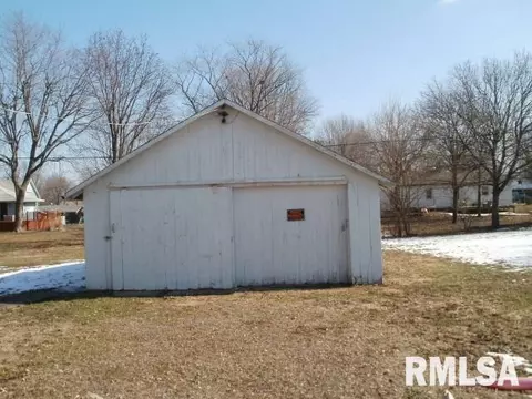 447 N 9th, Canton, IL 61520 photo 7
