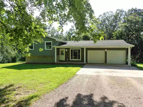 9107 N Brimwater Rd, Brimfield, IL 61517 photo 2
