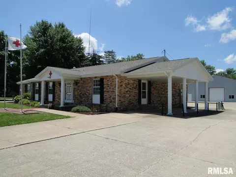 1224 Maple Ave, Macomb, IL 61455 photo 1