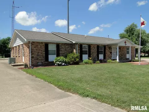 1224 Maple Ave, Macomb, IL 61455 photo 3