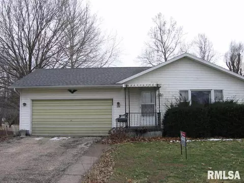 315 E Woods St, Avon, IL 61415 photo 1